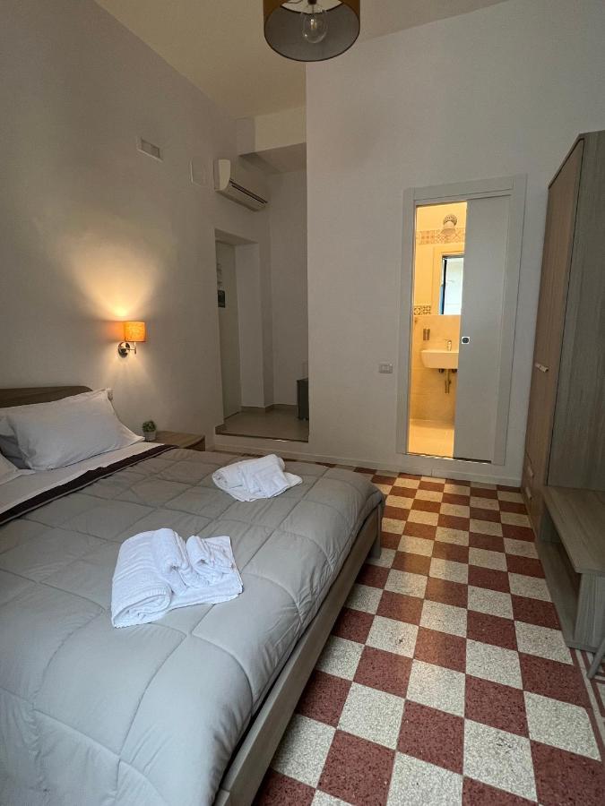 Bonadies64 B&B Salerno Exteriör bild